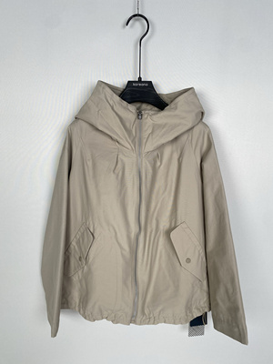 柯利亚诺春秋专柜同款星月灰连帽小A型外套  SW7632A ￥5880