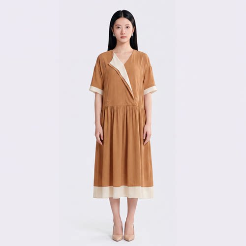 柯利亚诺夏季专柜同款真丝V领连衣裙  LW0292(9UN) ￥3680