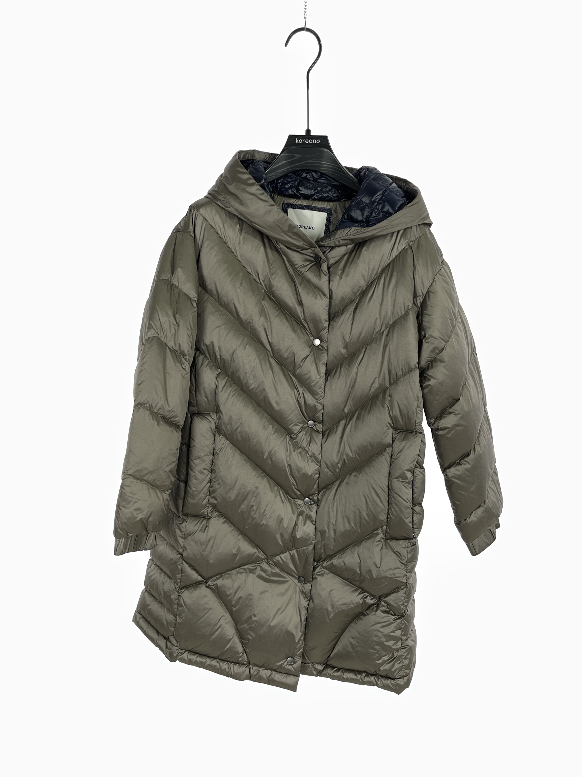 柯利亚诺冬季专柜同款金属双色连帽羽绒服  YC1669 ￥6200