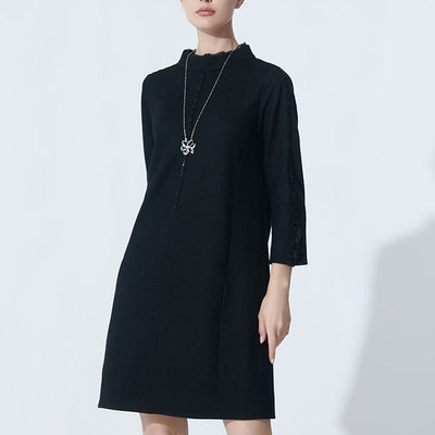 柯罗芭冬季专柜同款黑色高领钉珠连衣裙     LY3862 ￥4990