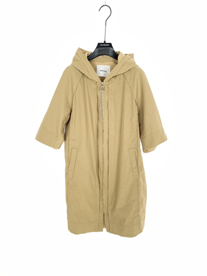 柯利亚诺春秋专柜同款卡其色拼接风衣  FW1036 ￥6800