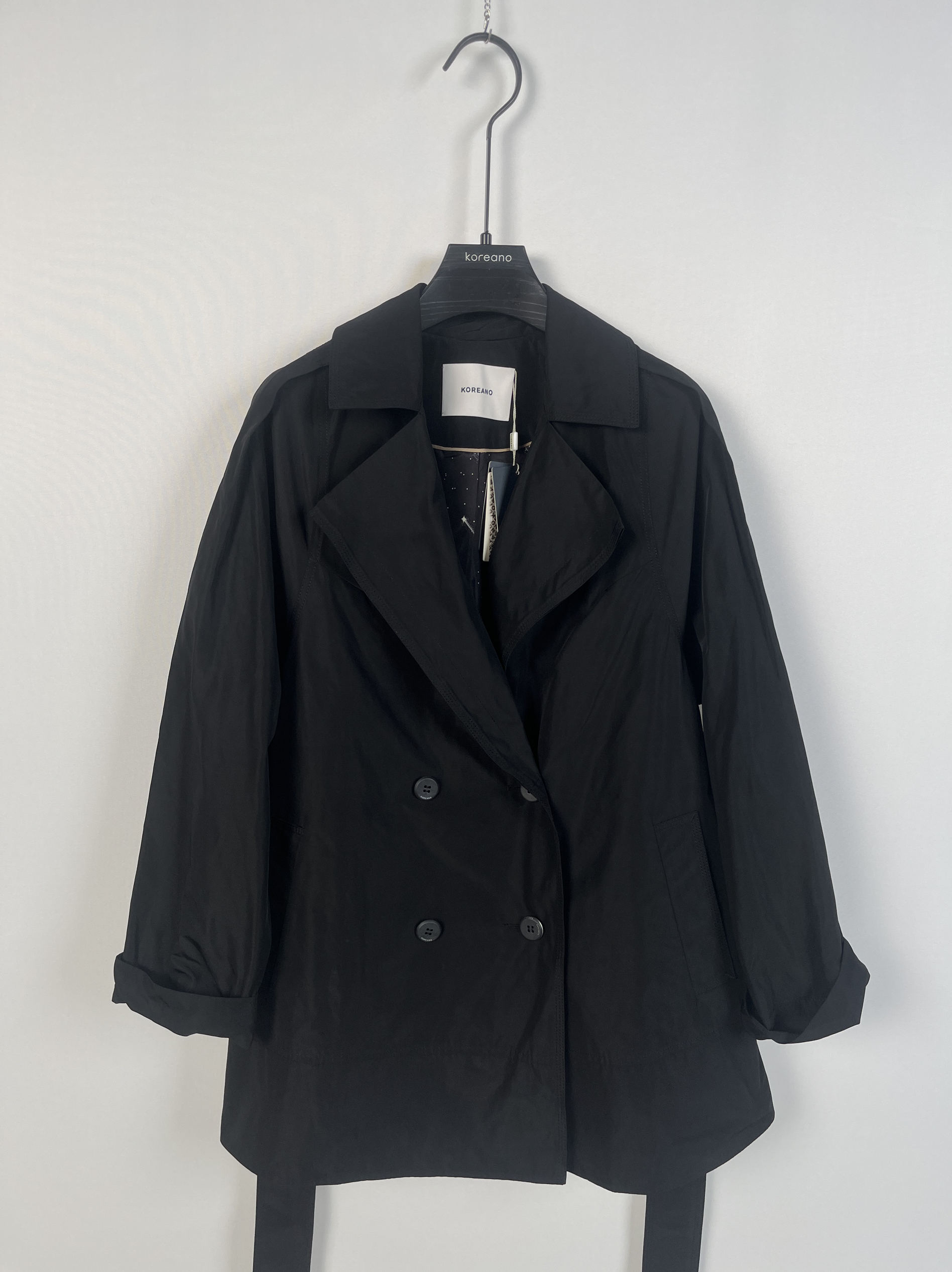 柯利亚诺春秋专柜同款经典黑色大A型结构短风衣  SW4513 ￥4680