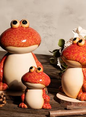 创意家居摆饰陶瓷青蛙小摆件客厅酒柜装饰品桌面花园庭院青蛙摆件