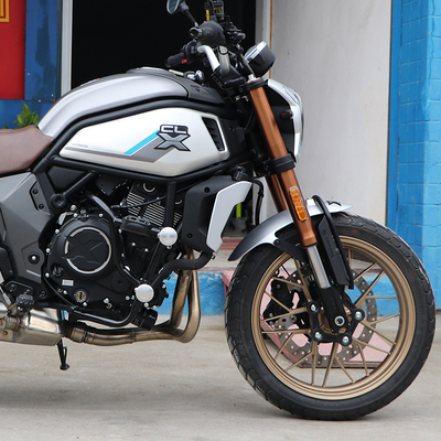 适用于春风CL-X700保险杠 700CLX前护杠O 防摔杠竞技杠保护杠改装