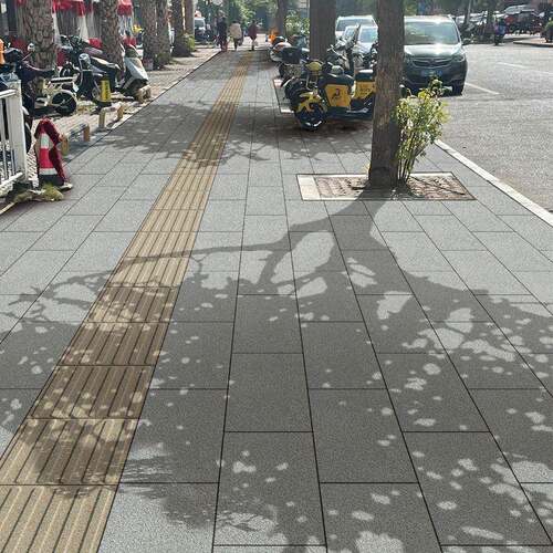 厂家直销盲道砖**陶瓷止步砖导向砖地铁站台广场地面砖