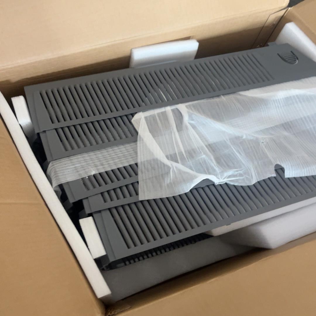 询价~ABB变频器 ACS510 550 白色外壳 灰色外壳。