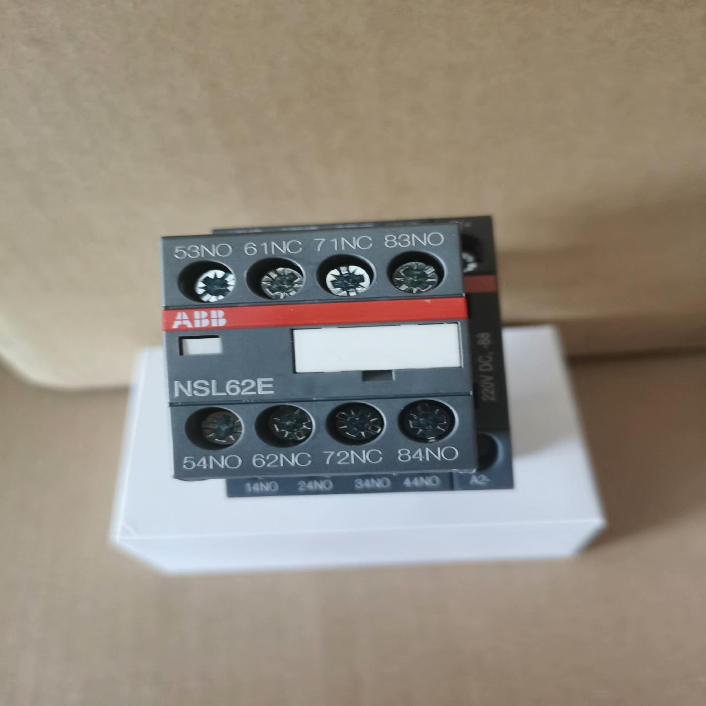 ABB直流线圈接触器NSL62E-88，220VDC~议价