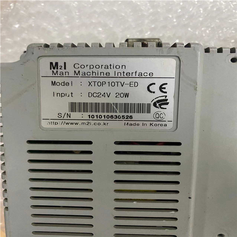 XT0P10TV-ED M2L触摸屏20W 实物图拍（憨憨电子）