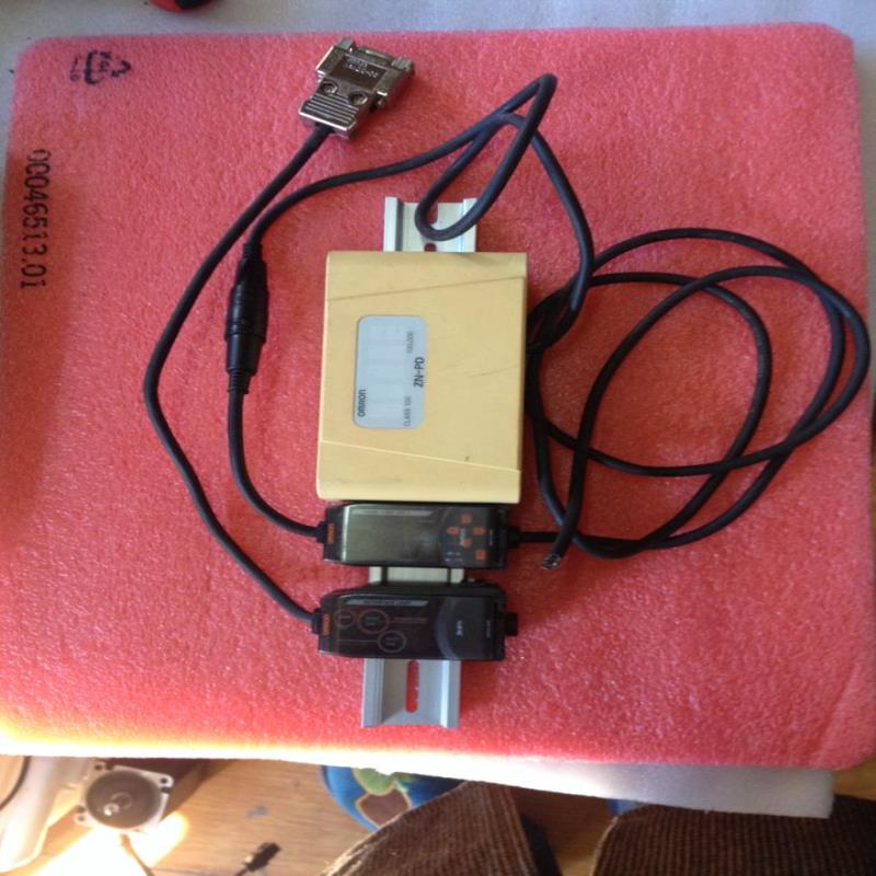 日本原装OMRONZN-SF11ZN-PDA11ZN-PD激光智能传感器