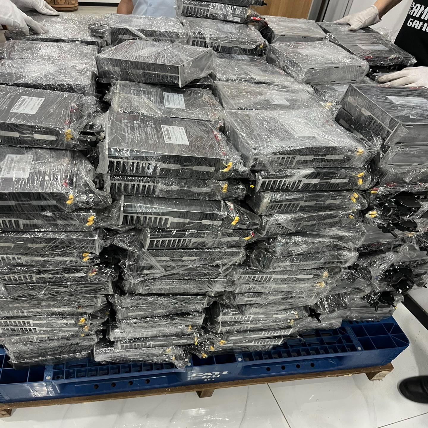 汇川635系列660系列驱动器电机400w 750w（崽载电子）