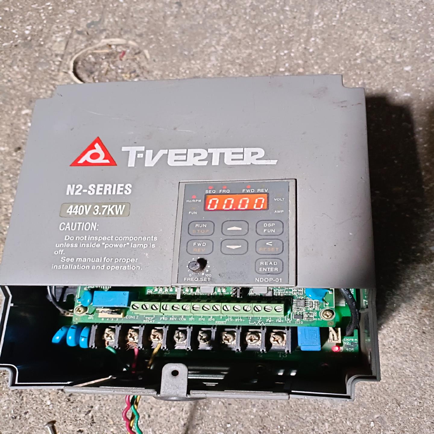 台安变频器N2-405-H3，380V   3.7KW(崽崽配件）