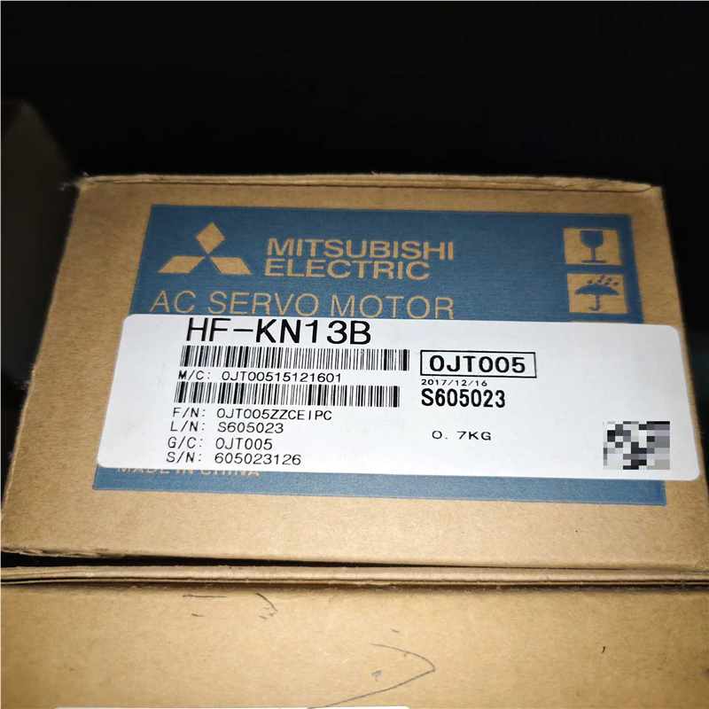 议价可充新用三菱  HF-KN13B  100W伺服电机