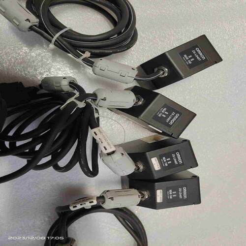 询价~激光位移传感器   ZS-LD40T  850，  ZS-L