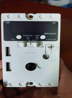 电机调速控制器  US2D15-EC成色如图，少一个白色的转