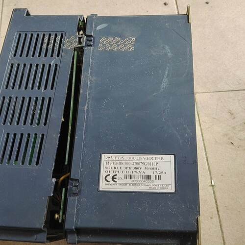 议~易能变频器cpu板 75kw 只是卖主板 外壳破损