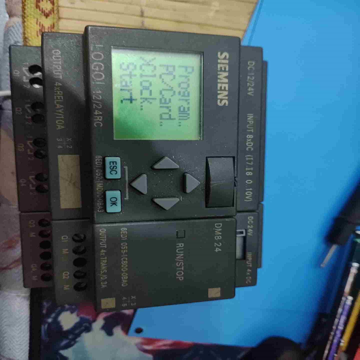 议价西门子LOGO可编程控制器，一个主机带一个模块，功能正常，一