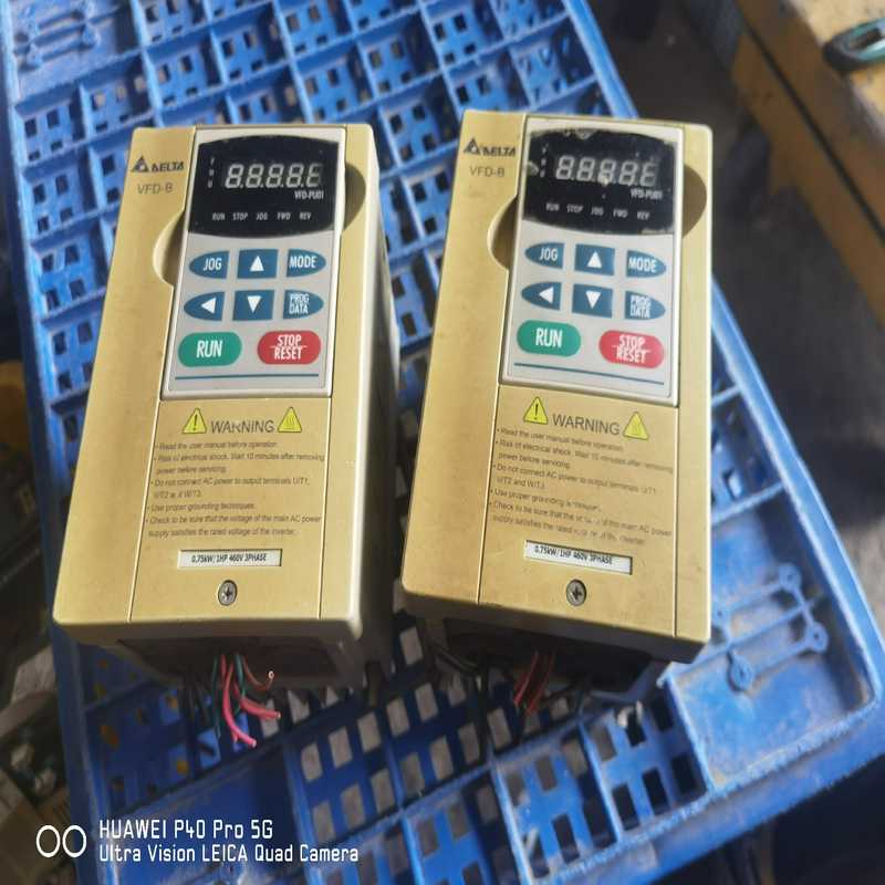 台达变频器VFD007B43A实物图0.75KW质保380∨（崽载电子）