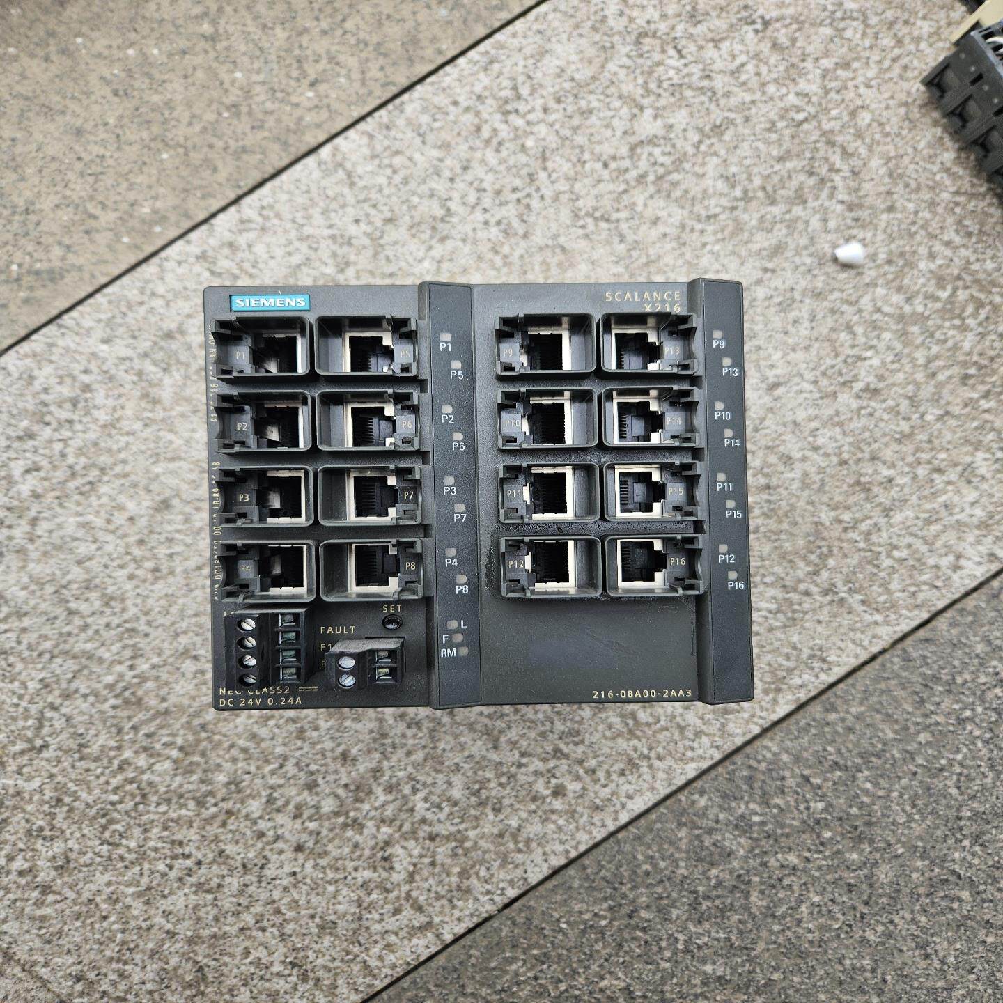 【顺庆】6GK5216-0BA00-2AA3，充新成色，功能包好。【议价】