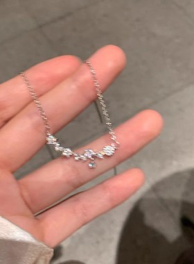 清瑾珠星星项链女款轻奢小众锁骨链2024新款爆款钛钢高级感设计感