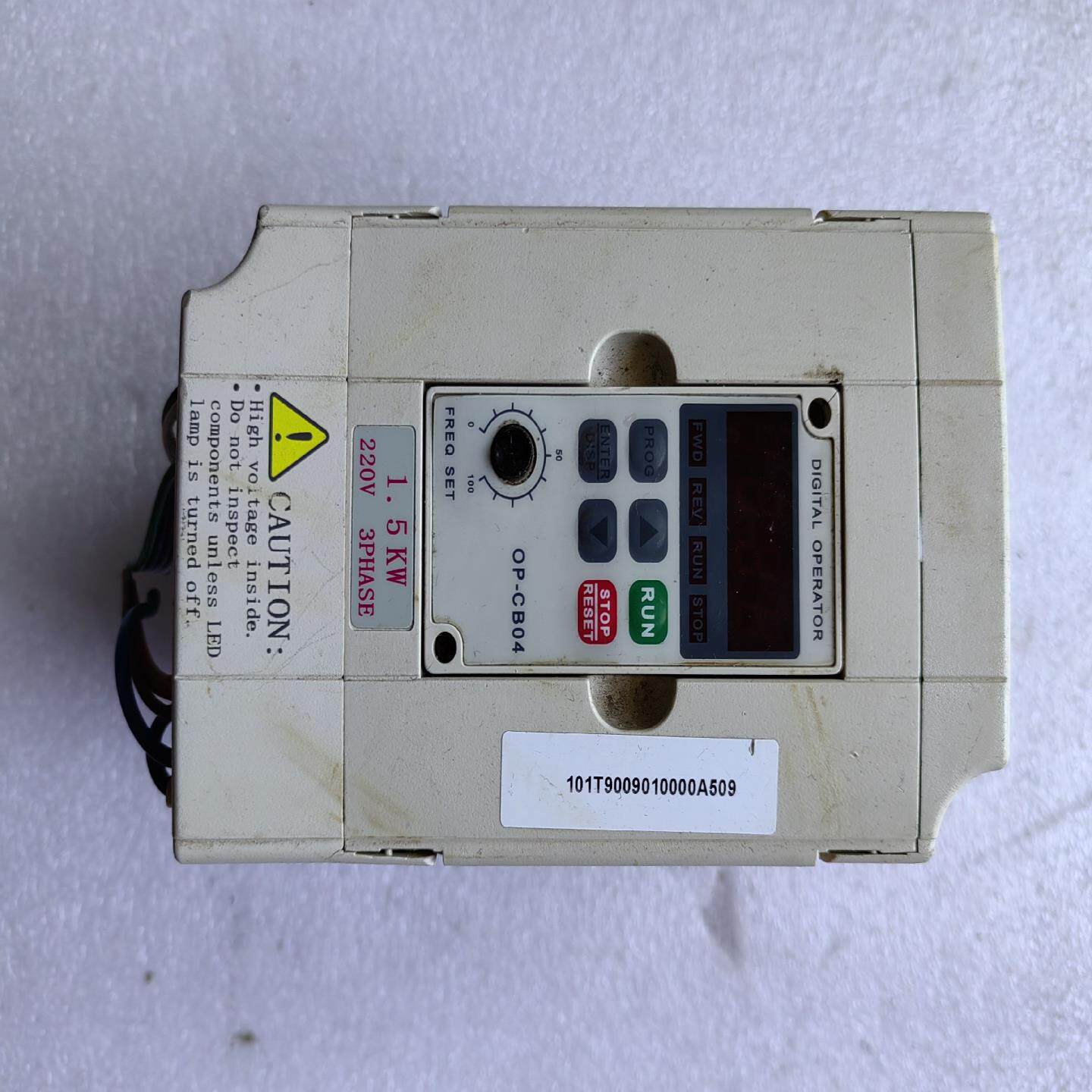 议价原装拆机海利普变频器HLPC＋01D523BY功能完好，