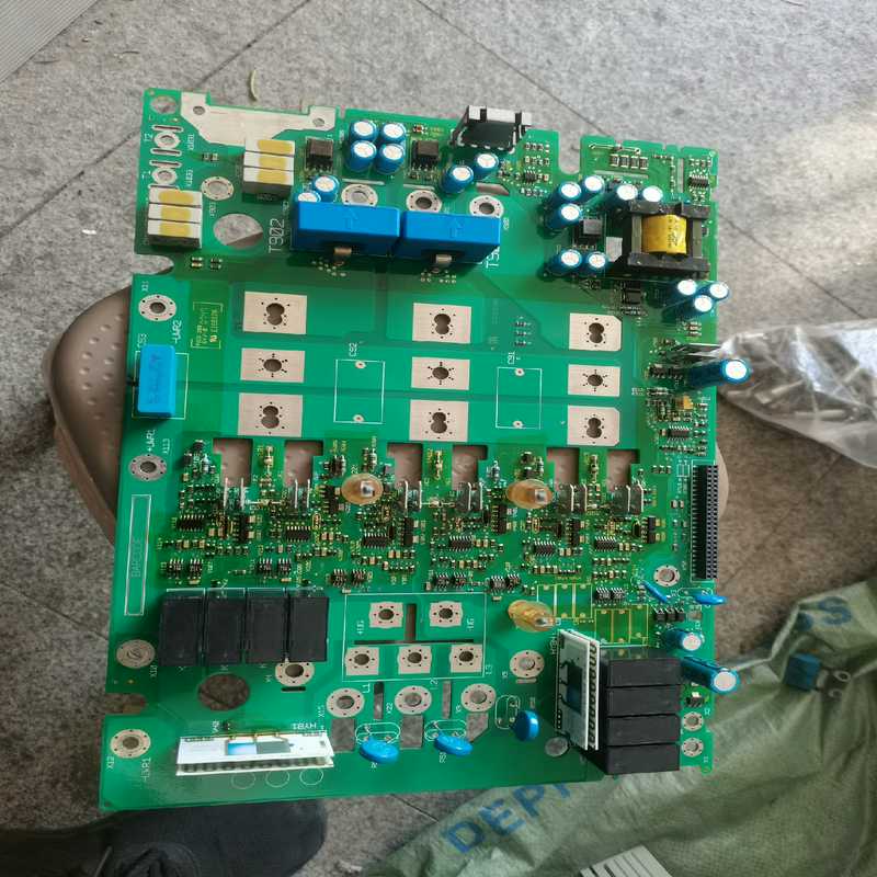 8221lp 95新伦茨变频器15kw驱动板e82ev153(崽载电子)