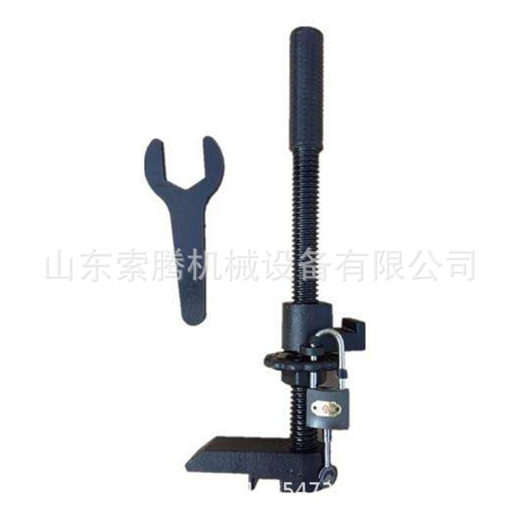 道岔钩锁器主副钩拆装方便