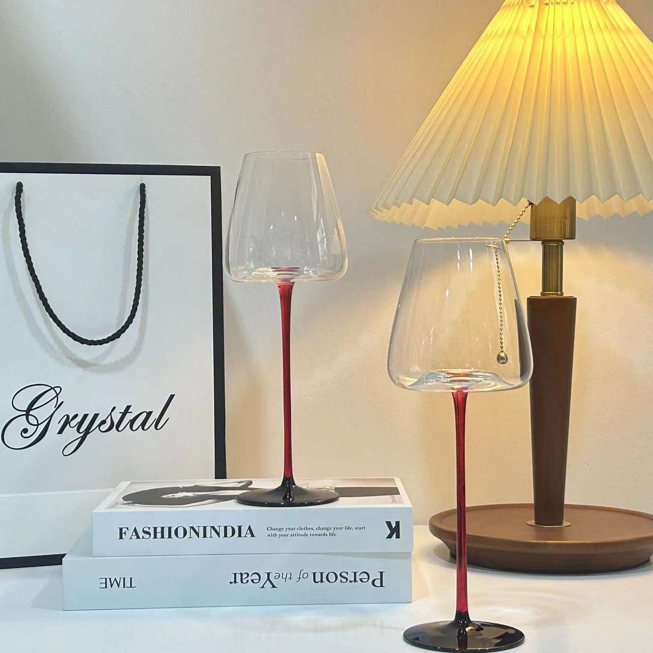 黑红领结勃艮第红酒杯葡萄酒酒杯玻璃红杆黑底高脚杯大容量香槟杯