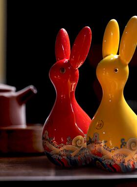 室内家具书架办公桌子中式客厅装饰陶瓷兔子摆件家居饰品可爱卡通