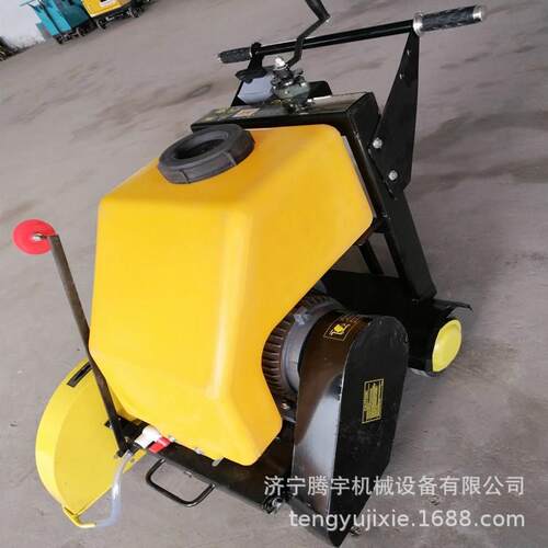 104缝手式汽油切割机价500型混凝土水路面切机泥路面推桥面切割