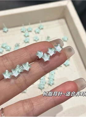 新款无耳洞磁吸耳夹炫彩蓝色小五星耳钉女夏季甜美气质免打孔耳饰