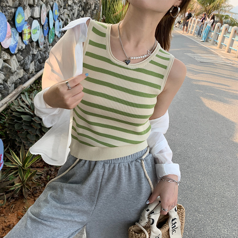 现货条纹女2023新款s夏季吊带内搭外穿宽肩带法式复古别致上衣