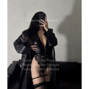 SensoryPleasure高级仿皮PU蕾丝深V挂脖显胸无钢圈露背连体衣显瘦