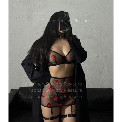 SensoryPleasure透刺绣红唇性感