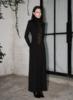 RIP THE TIE秋冬禁欲系高领露连衣裙 胸口透视褶皱暗黑长袖长裙