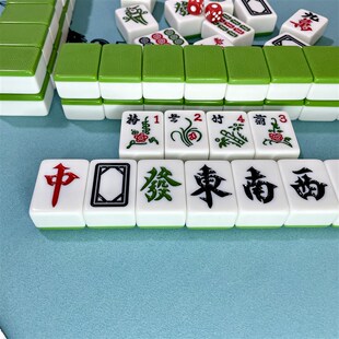 包邮家用手搓麻将牌 四川广东麻将108F/136张手搓麻将中大号送桌