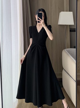 速发FT2GUOGE黑色连衣裙 025款法长复古气质赫本风V领式裙