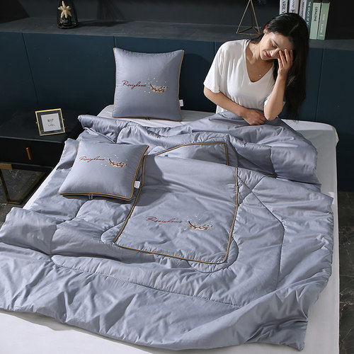 多功能纯棉抱枕被子两用午睡枕头空调被二L合一车载靠垫汽车上全