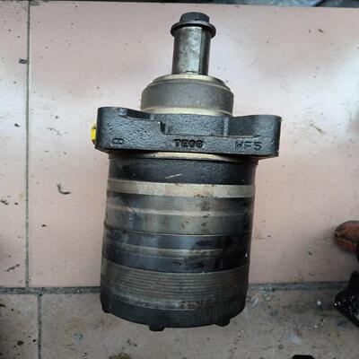 （议价）rker液压马达TG3 380 HSF实物图片拍摄！