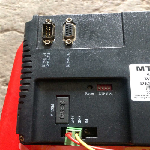 威伦触摸屏MT506MV5W，通电功能完好，~议价