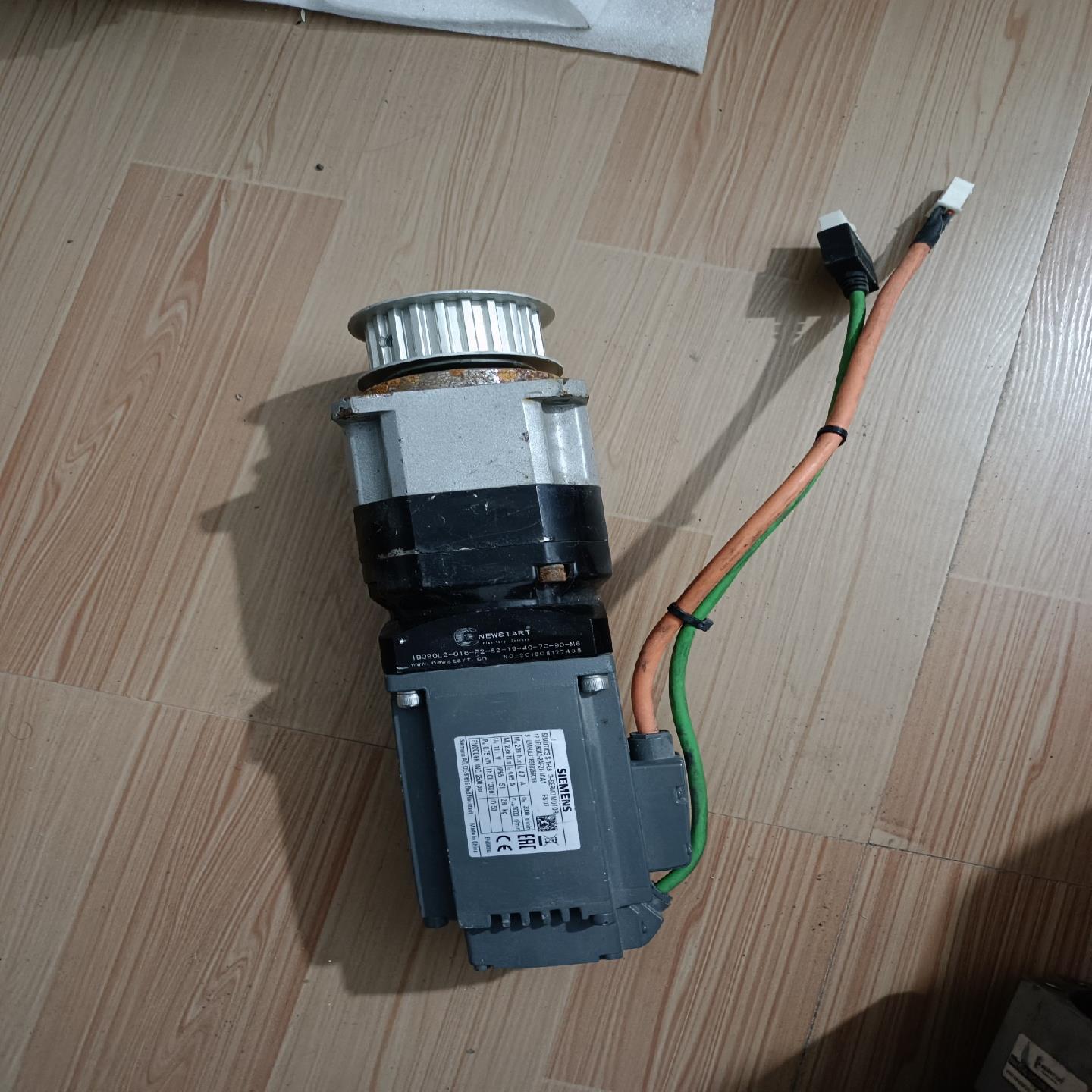 议价V90伺服电机 1FL6042-2AF21-1AA(崽崽配件）