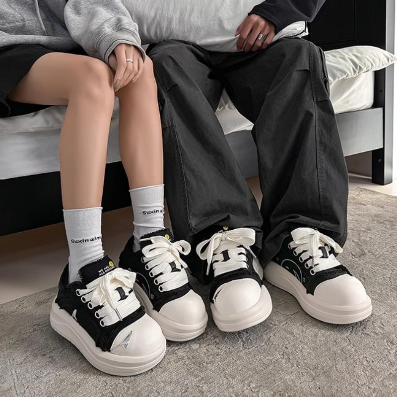 【明星同款】小众原创厚底板鞋男女增高黑色帆布鞋透气休闲情侣鞋