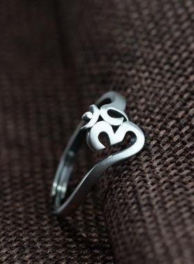 网红-925银复古工艺跨境饰品佛经嗡字银戒指女士梵文经文银指环