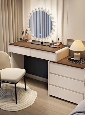 新款卧室实木梳妆桃色化妆台踢斗胡柜一体VSB现代简台约带脚线化