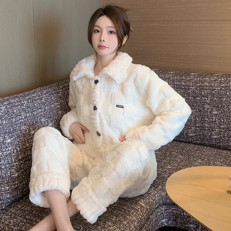 珊瑚绒睡衣女秋冬款加绒加厚保暖2025新款法兰绒可外穿家居服套装