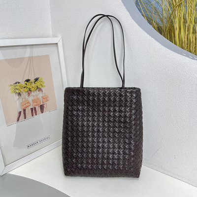 画颜小众设计简约腋下托特包