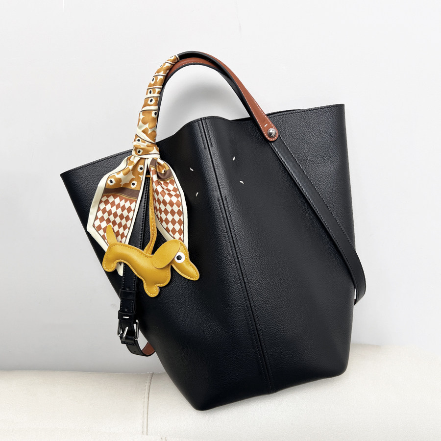 25ss托特包DRESSAGE头层牛皮单肩手提包腋下盛装舞步秀款水桶包,箱包皮具/热销女包/男包,水桶包,淘宝优惠券,粉丝福利购,淘宝优惠卷