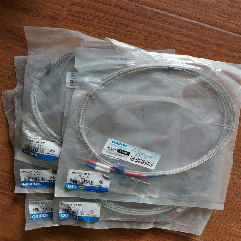 E52-CA1DY W1/4 2M 热电偶，温度传感器~议价