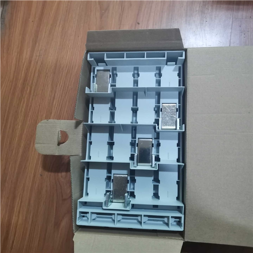 威图母线转接器SV93425144极Rittal母线转（基数电子）
