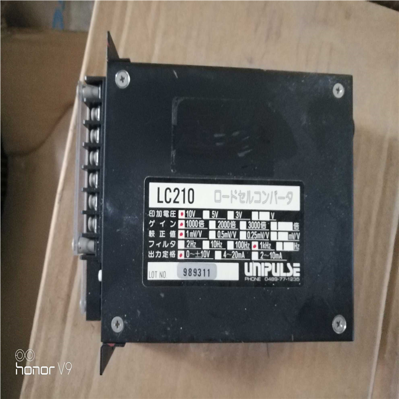 (议价)UNIPULSE LC210称重传感器控制器，尤尼帕斯，