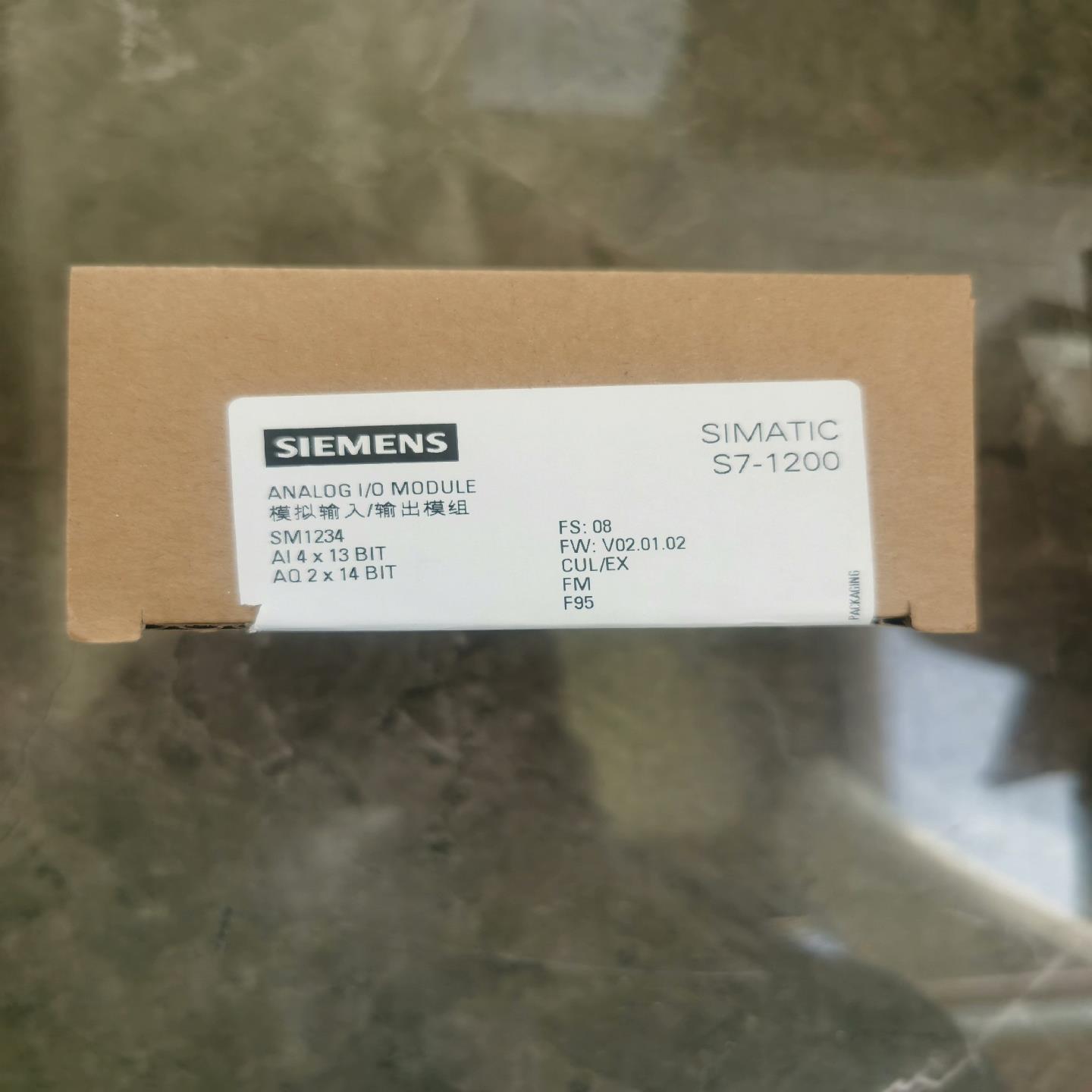234-4HE32,全新未开封,~议价